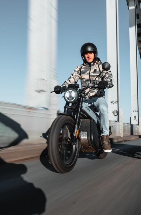 brekr B4000 asset-5-emove Brekr-B4000 elektrische brommer-emove-gent